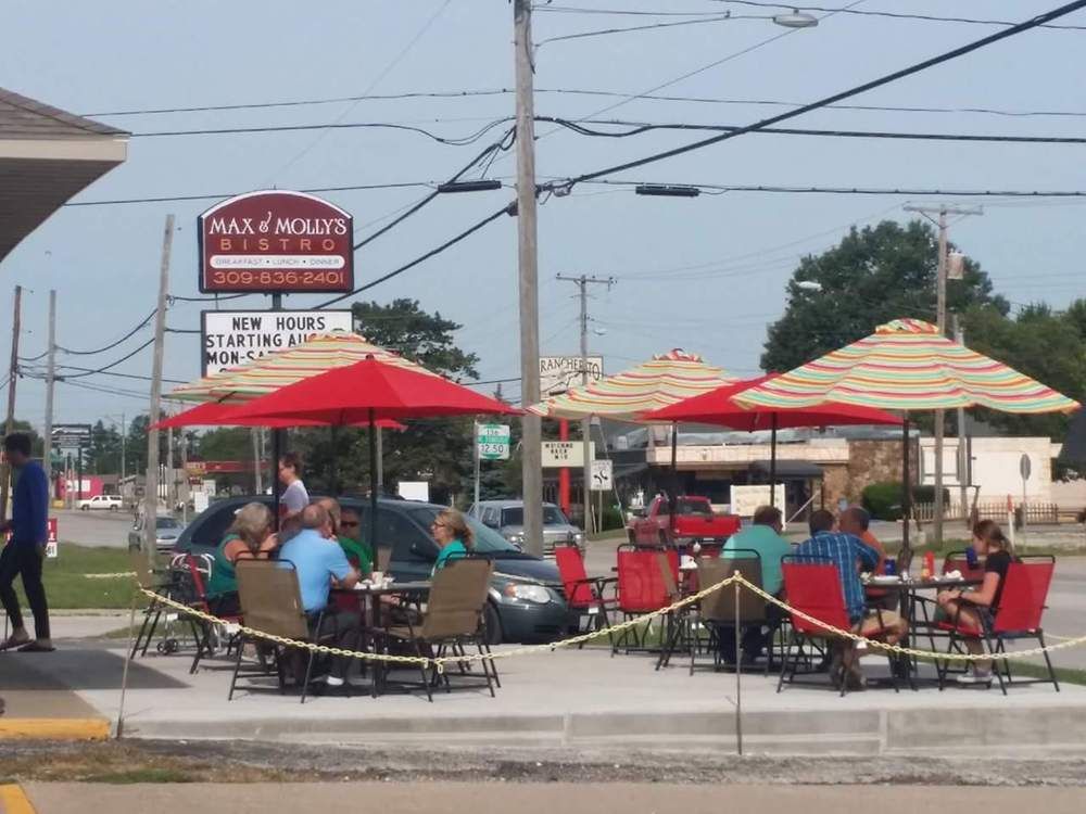 Macomb Family Restaurant: 1315 W Jackson St, Macomb, IL 61455